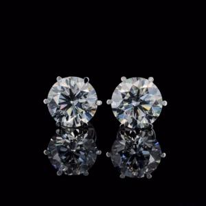 6-Claw Diamond Stud Earrings